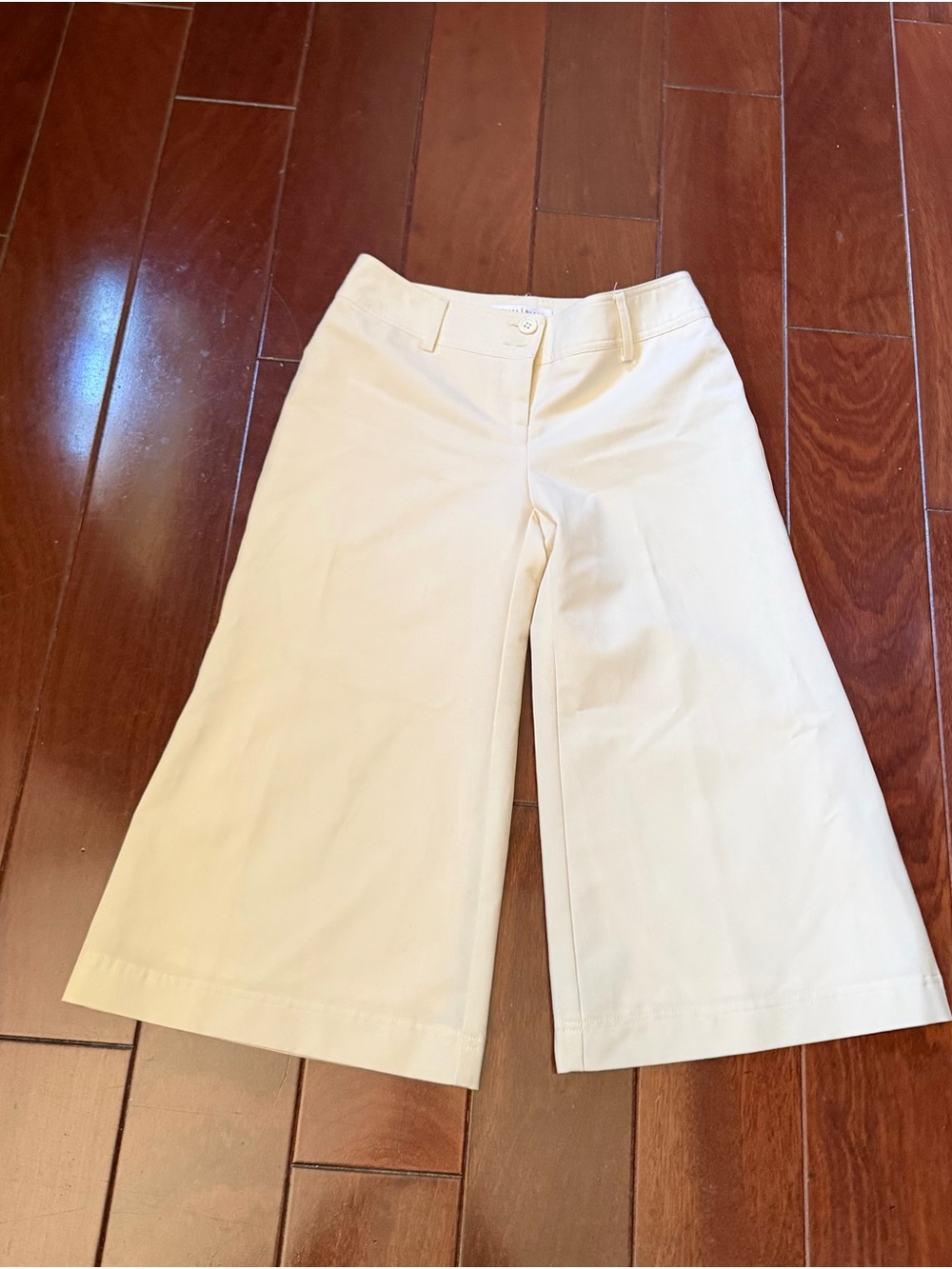 White House Black Market Cream Wide-Leg Capris